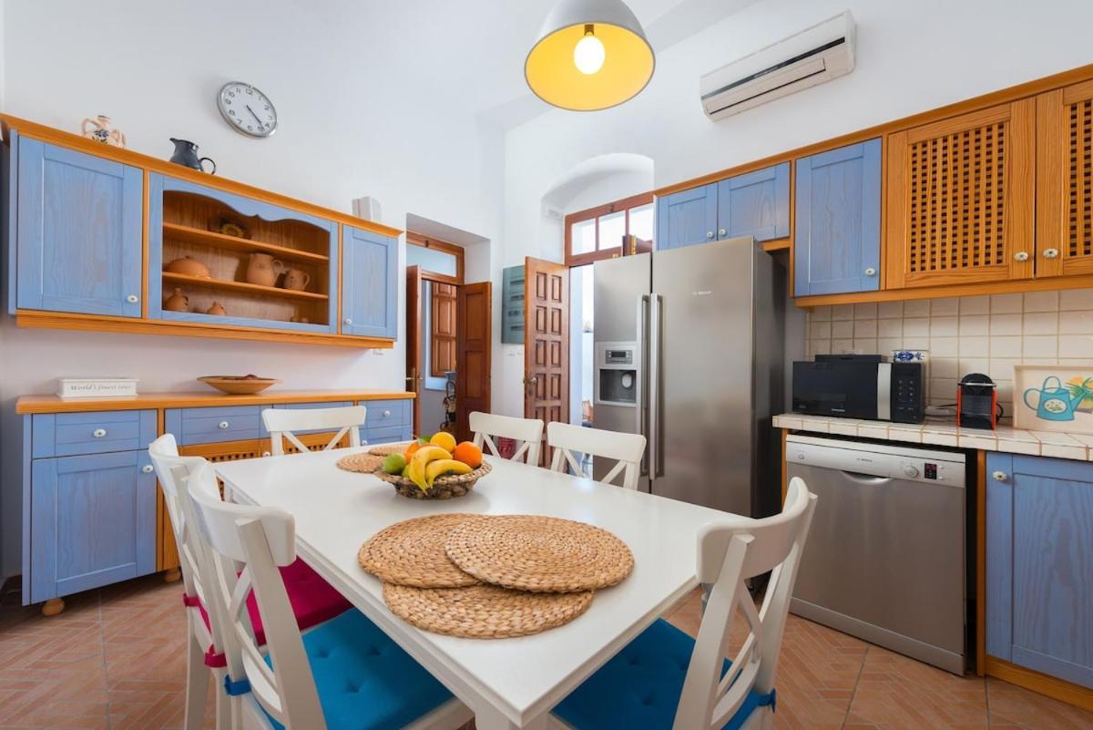 Villa Lindos Екстер'єр фото